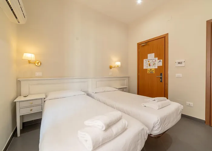 Hostel Yellowsquare