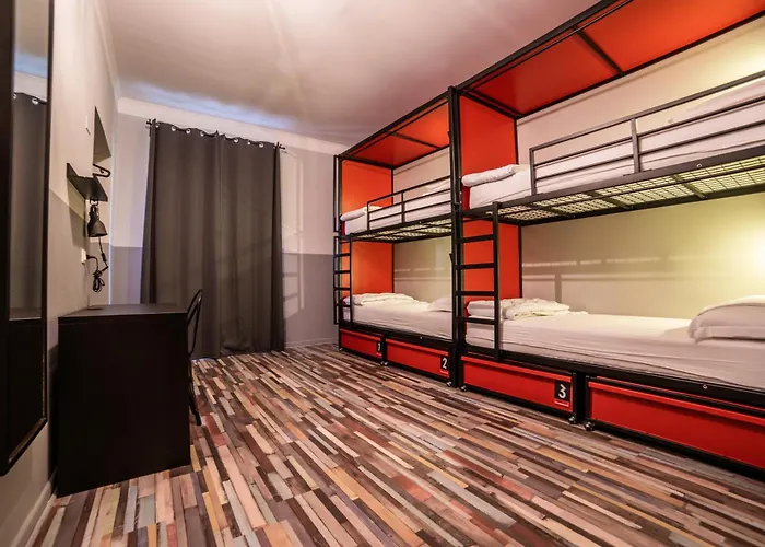 Yellowsquare Hostel Rome