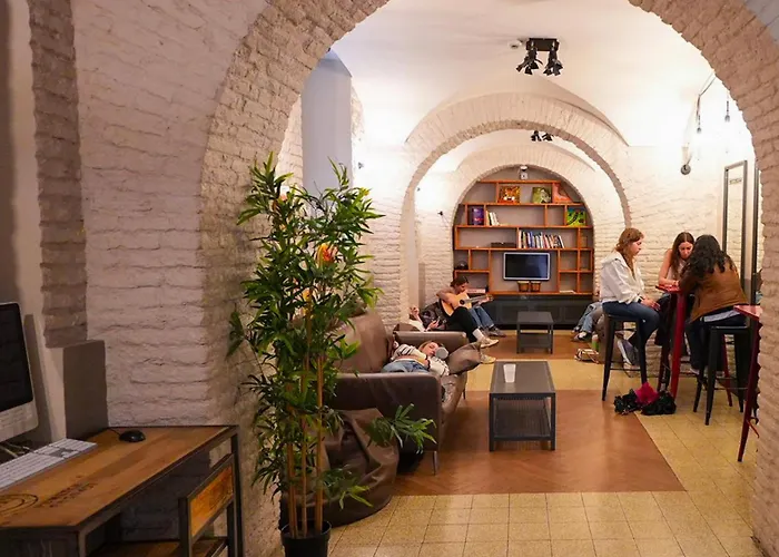 Hostel Yellowsquare