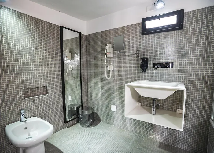 Yellowsquare Hostel